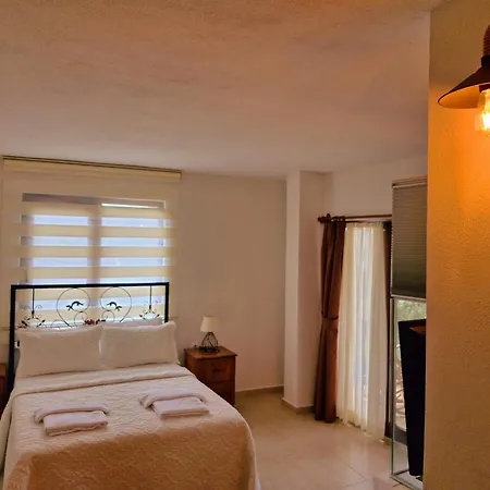 Loca Hill 马尔马里斯