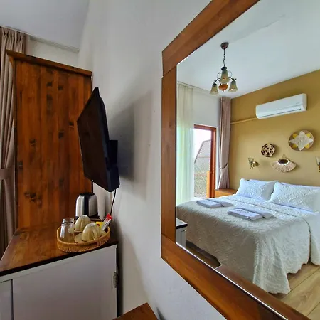 Loca Hill Pansiyon Marmaris