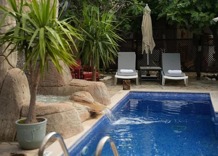 Pansiyon Loca Hill *